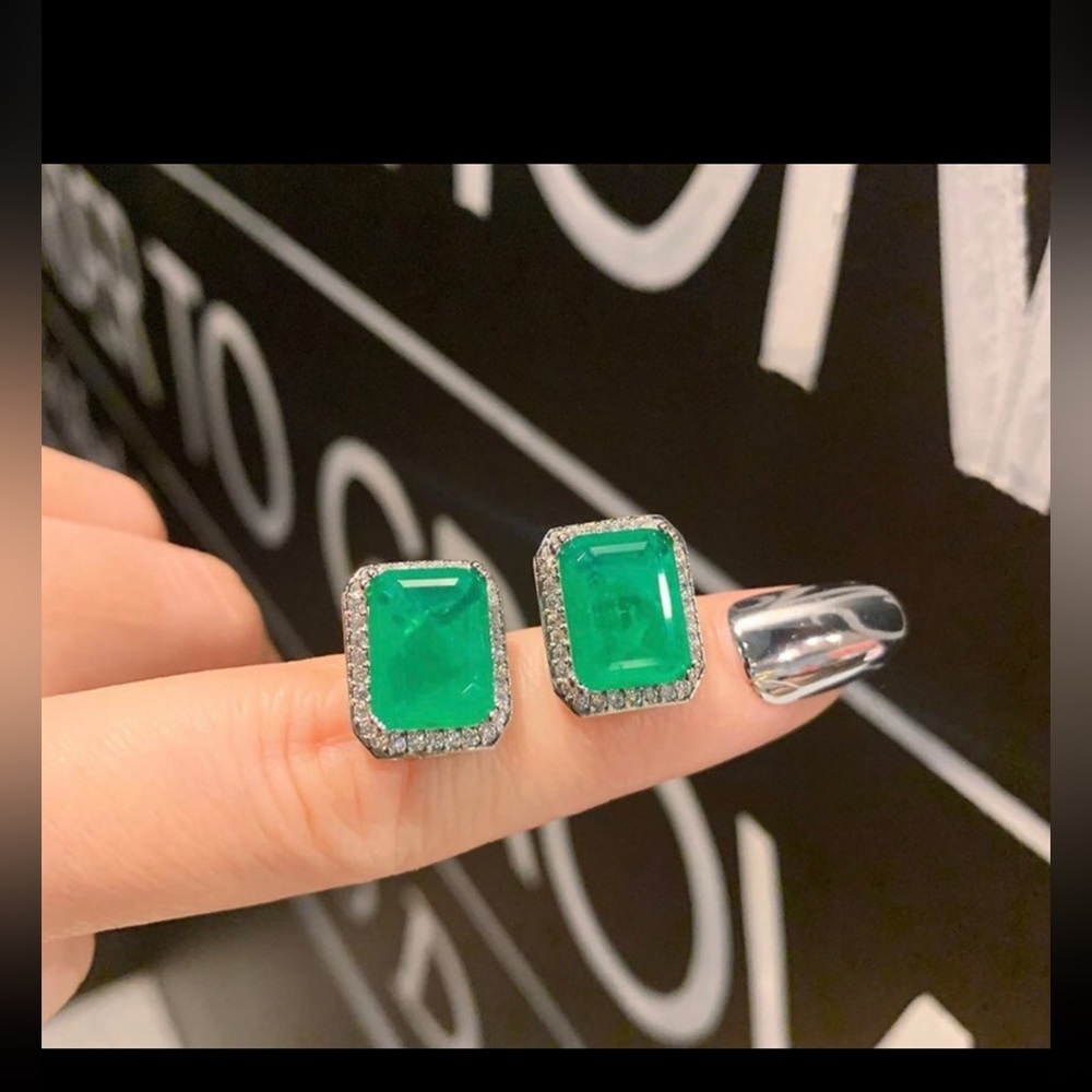Gorgeous 3CT emerald square silver pendant necklace - Picture 8 of 13